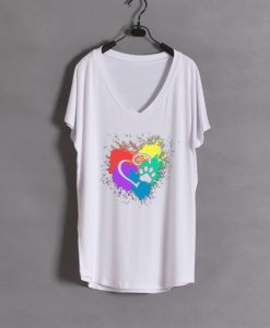 DecoExchange Mens Ally Rainbow Heart Short-Sleeve wide v neck woman white tees