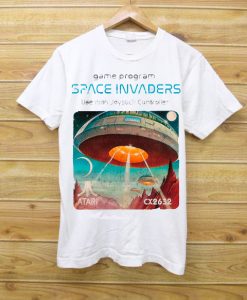 SPACE INVADERS ATARI C64 AMIGA COMMODORE GAME GAMER GAMING VINTAGE RETRO Short Sleeve T-Shirt