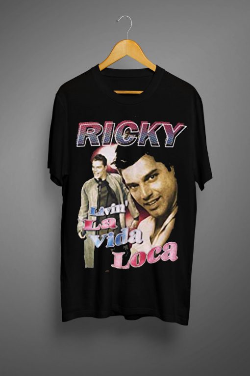 Ricky Martin Classic T shirts