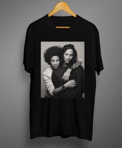 les twins Essential T-Shirt