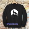 Howling wolf silhouette and full moon Sweatshirt